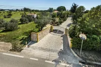 Villa Rodrigues - Private Pool & Comfort in the Algarve Hotels in Pera