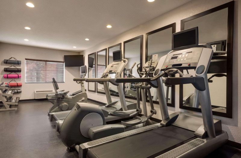 Country Inn & Suites by Radisson, Brookings photo 2