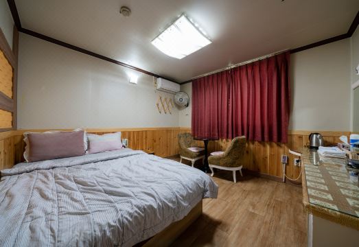 2. 태안 블루힐..