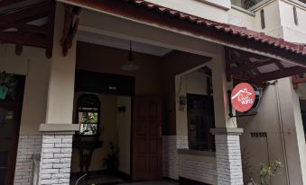 Guest House Omah Waris