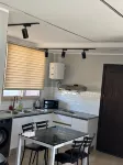 Luxury Rooftop Wifi, AC, Outdoor Barbecue