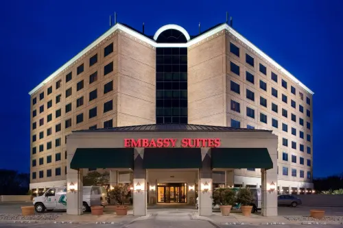 Embassy Suites by Hilton Dallas Love Field - Afhentnings-/afleveringstjenester