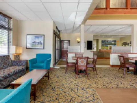 Best Western Golden Prairie Inn Suites Hoteles en Sidney