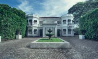 Mr & MRS Smith Paradise Road Tintagel Colombo Hotels in Colombo