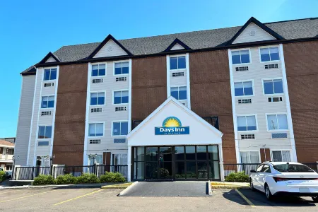 Days Inn & Suites by Wyndham Summerside Отели в г. Саммерсайд