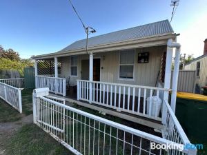 Charming 3 Bedroom Cottage