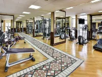 Ramada by Wyndham Continental Jeddah Hotels near King Saud Mosque