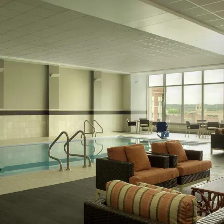 DoubleTree by Hilton Cedar Rapids Convention Complex