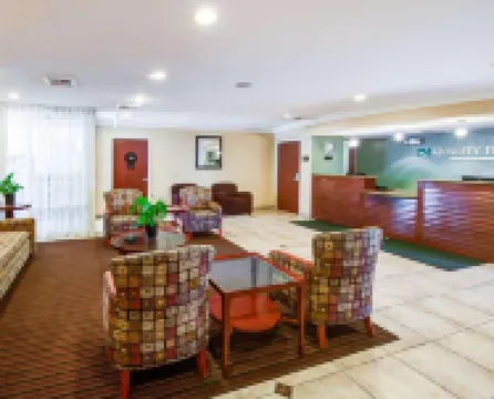 ควอลิตี้อินน์ พลาเซนเทีย แอนะไฮม์ ฟูลเลอร์ตัน