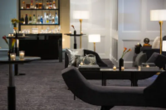 Renaissance Albany Hotel