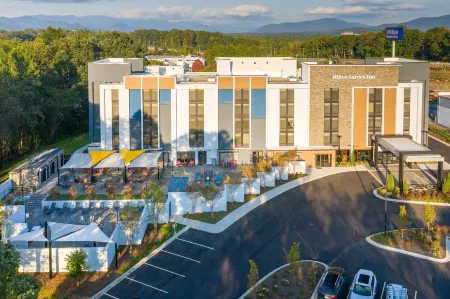 Hilton Garden Inn Asheville South Отели рядом с достопримечательностью «Университет Уэстерн Каролина»