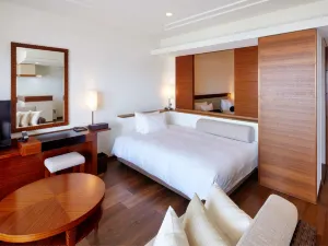 Ala Mahaina Condo Hotel