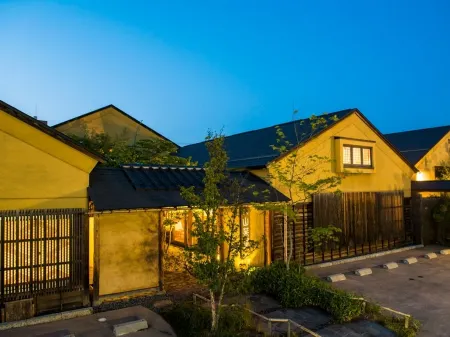 Sakurayu Sanshuyu Отели в г. Нанъё