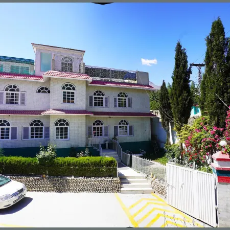 Dewanekhas Hotel & restaurent