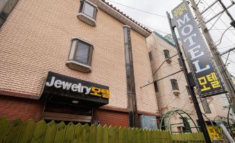 Incheon (Ganseokdong) Jewelry