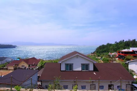 Seosan Sayblue Pension Отели рядом с достопримечательностью «옥천암»