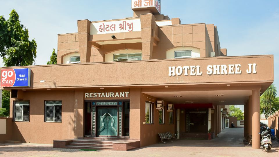 Hotel Shree ji Levelup Plus