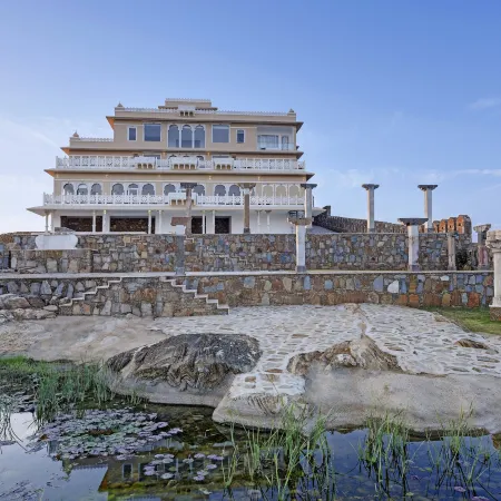 Fateh Safari Suites by Fateh Collection