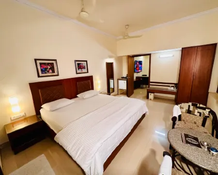 Hotel Bombay Inn โรงแรมในCuttack