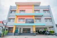 Sans Hotel Widarasari Cirebon Hotel dekat Galery Channa Cirebon