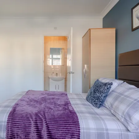 Apple House Wembley -Double Room with Ensuite Отели в г. Эджвар