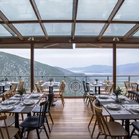 Parnassos Delphi Hotel
