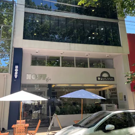 Days Inn & Suites by Wyndham la Plata Отели в г. Ла-Плата