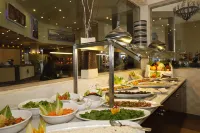 Golden Tulip Hail - พร้อมอาหารเช้า