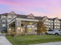 Best Western Plus Peppertree Inn at Omak Hotels in Omak