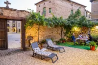 Teatrisso Hotels in Grañón