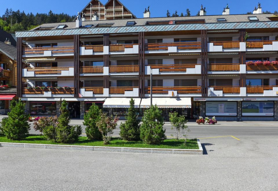 hotel overview picture