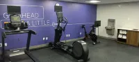 Holiday Inn Express & Suites ELYRIA by IHG - gimnasio