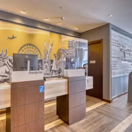 Premier Inn Birmingham City Centre (Exchange Square) Отели рядом с достопримечательностью «Астонский университет»