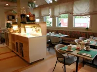 Hotel Welcome Inn - breakfast
