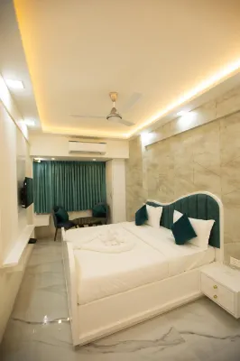 Voxton Inn Hotels near Maxus Mall