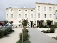 Logis Hotel le Richelieu - Royan Atlantique Hotels in Epargnes