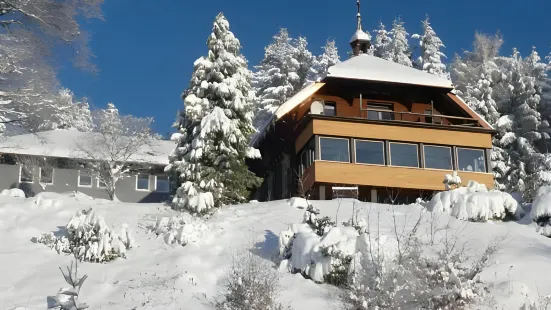 赫裡霍夫木屋飯店