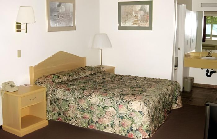 Sunrise Inn