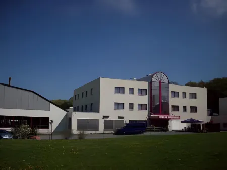 Feel Good Hotel Отели в г. Хемниц