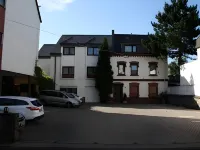 Hotel & Weinhaus Zum Schwarzen Bären