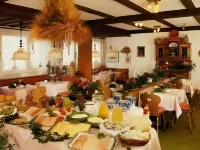 Hotel Bad Dürkheim - Aamiainen