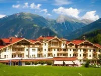 Vital Sporthotel Kristall Hôtels à proximité de : Penken Ski Resort