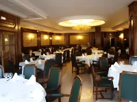 Hotel Gaudi - breakfast