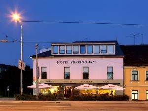Hotel Sharingham