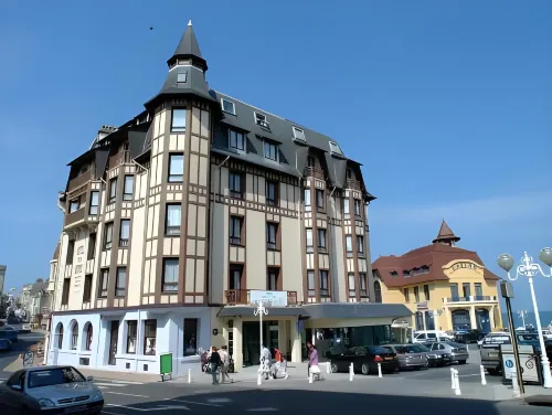 Hôtel des Bains GRANVILLE Hôtels à : Granville