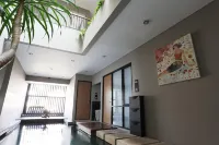 卡拉瓦茨M套房飯店