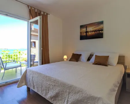 A Sea Home Hotels in Srima