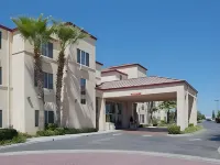 Holiday Inn Express & Suites Tracy Hotels in Tracy