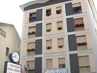 Hotel Corona Hotéis em Tirano