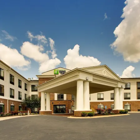 Holiday Inn Express & Suites MORRIS by IHG